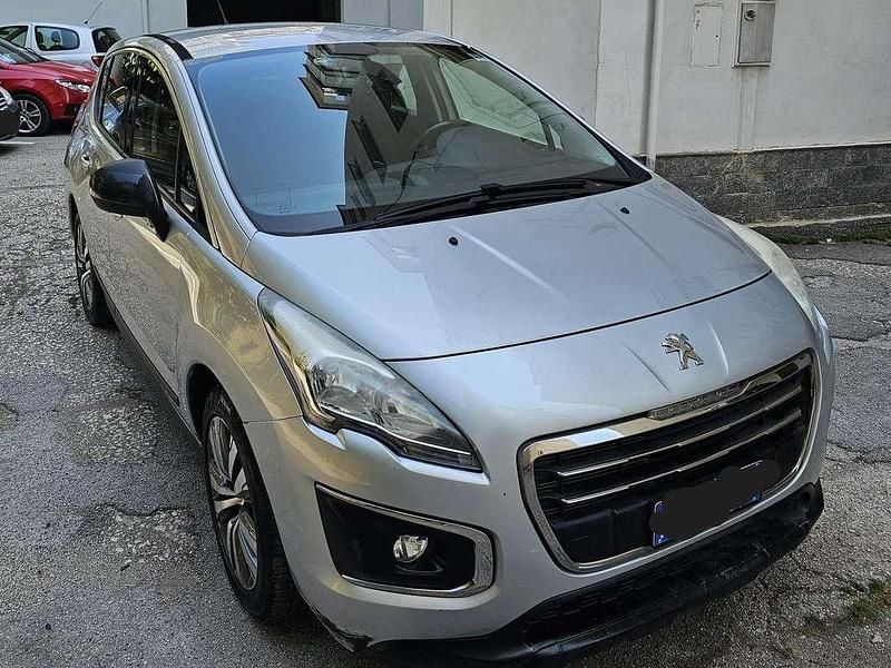 Usata Peugeot 3008 Business-Line 114 CV (83 kW) 2014 Argento Station wagon