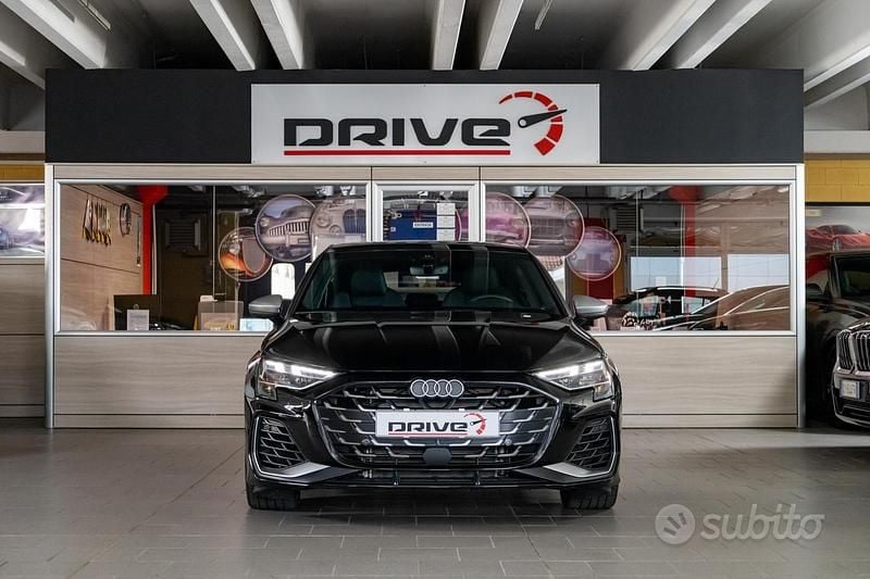 Usata Audi S3 Comfort 333 CV (244 kW) 2024 Nero Berlina