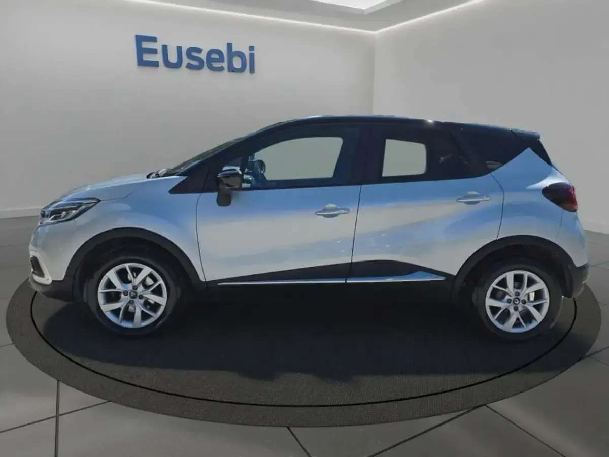 Usata Renault Captur 131 CV (96 kW) 2019 Grigio SUV