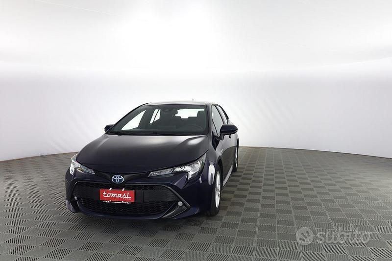 Usata Toyota Corolla Business Edition 98 CV (72 kW) 2021 Deep blue Berlina