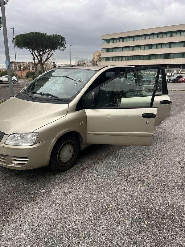 Usata Fiat Multipla Dynamic 120 CV (88 kW) 2009 Monovolume