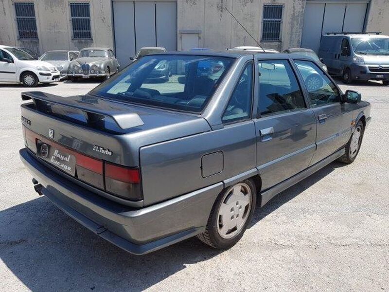 Usato 1990 Renault 21 2.0 Benzin 175 CV (10.500 €)