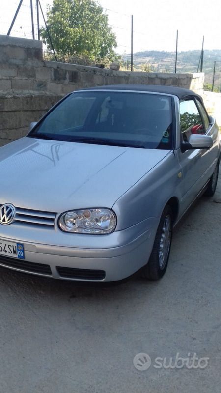 Usata VW Golf IV 105 CV (77 kW) 2000 Grigio Cabrio