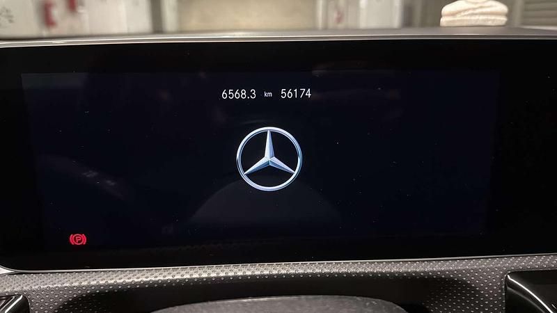 Usata 2020 Mercedes A180 AMG line Tre volumi | 26.500 € (Cara) - Immagine 1/4