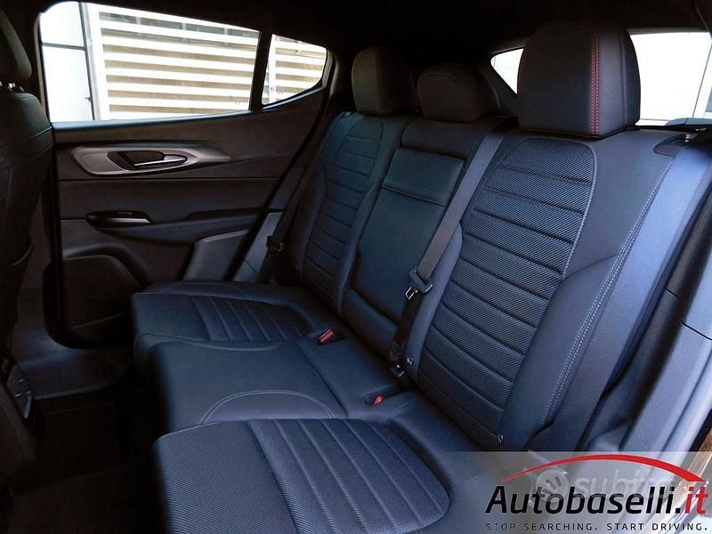 Usata Alfa Romeo Tonale Sprint 130 CV (95 kW) 2023 Nero metallizato SUV