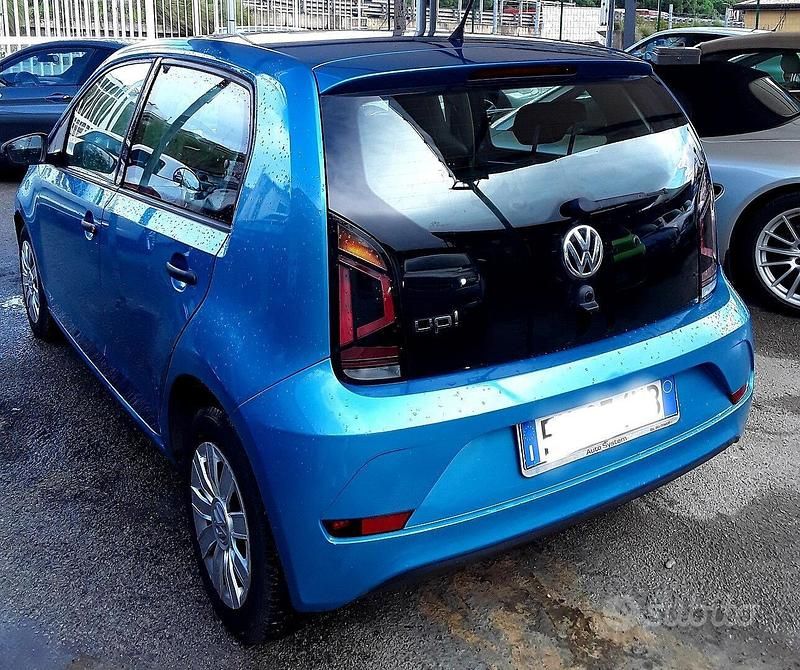 Usata VW up! 2018 Blu Utilitaria