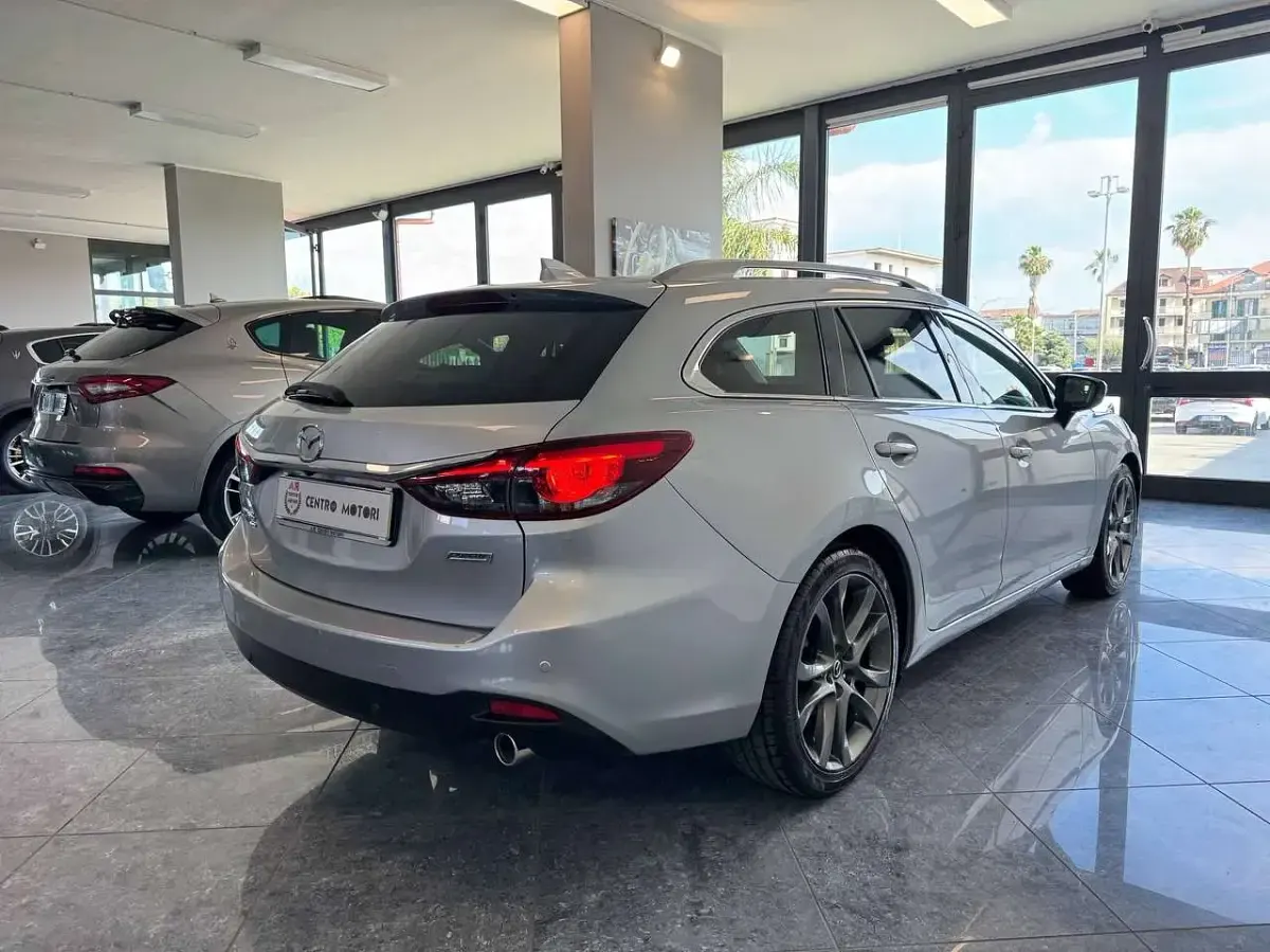 Usata Mazda 6 175 CV (128 kW) 2016 Grigio met Station wagon