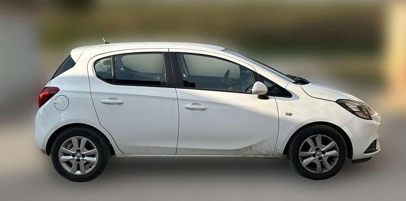 Usata Opel Corsa 69 CV (50 kW) 2016 Bianco Berlina