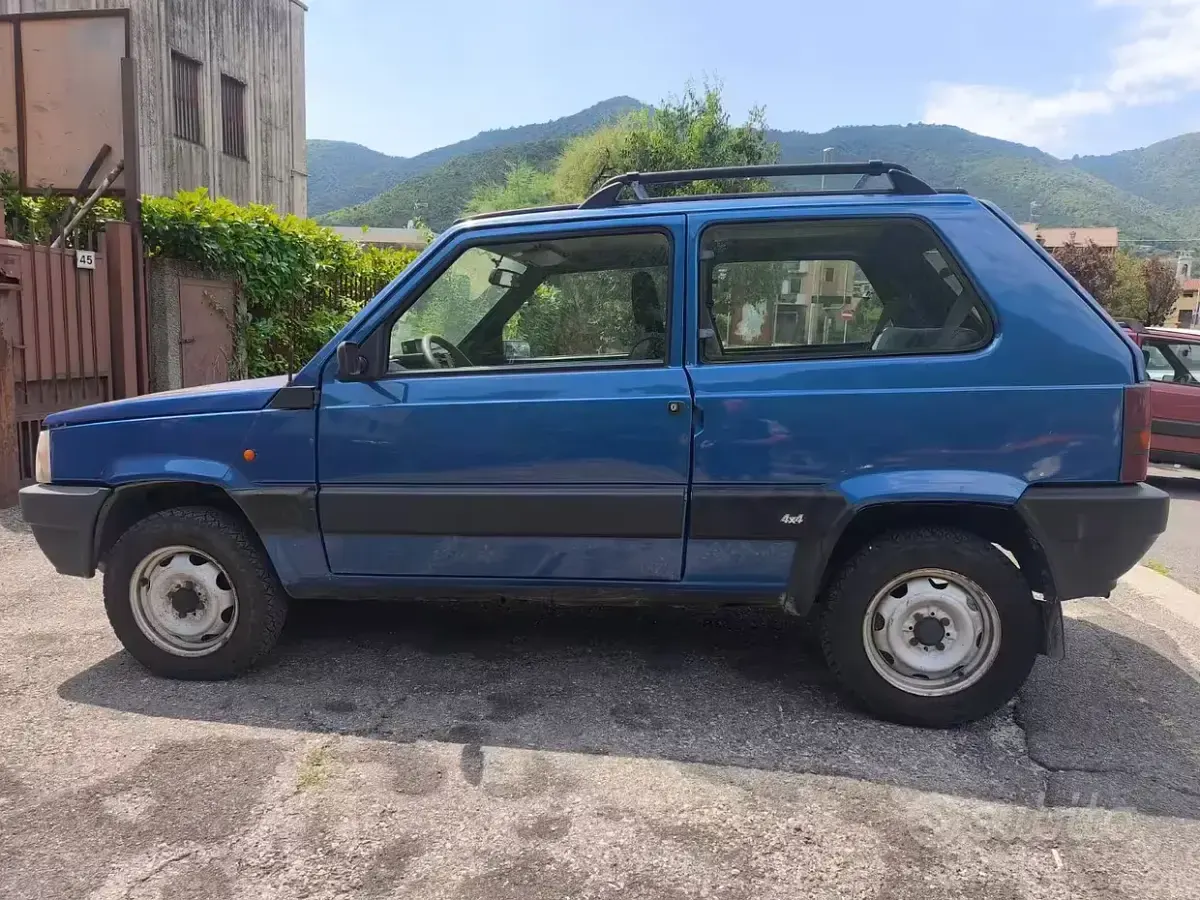 Usata Fiat Panda 54 CV (39 kW) 1996 Bluazzurro Utilitaria