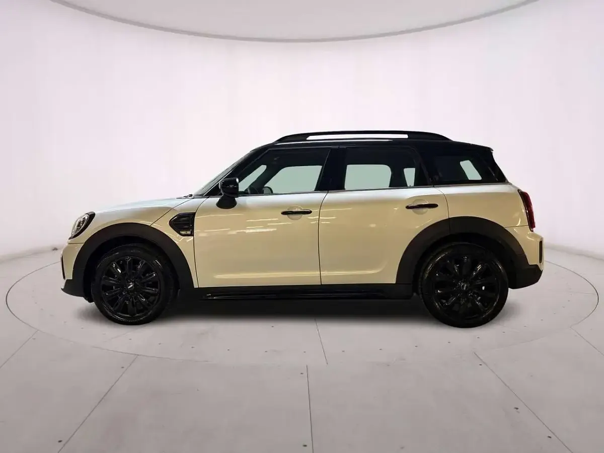 Usata Mini Cooper Countryman 136 CV (100 kW) 2023 Nanuq white SUV