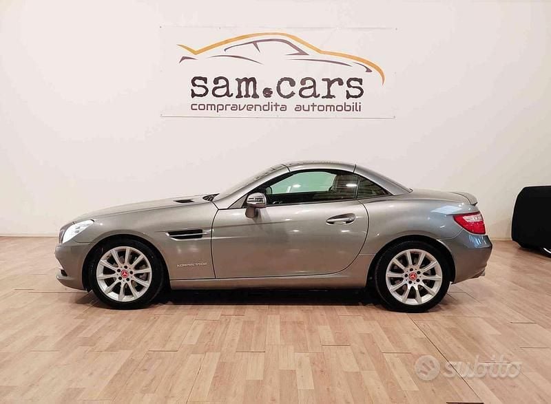 Usata Mercedes SLK200 185 CV (136 kW) 2011 Grigio Cabrio