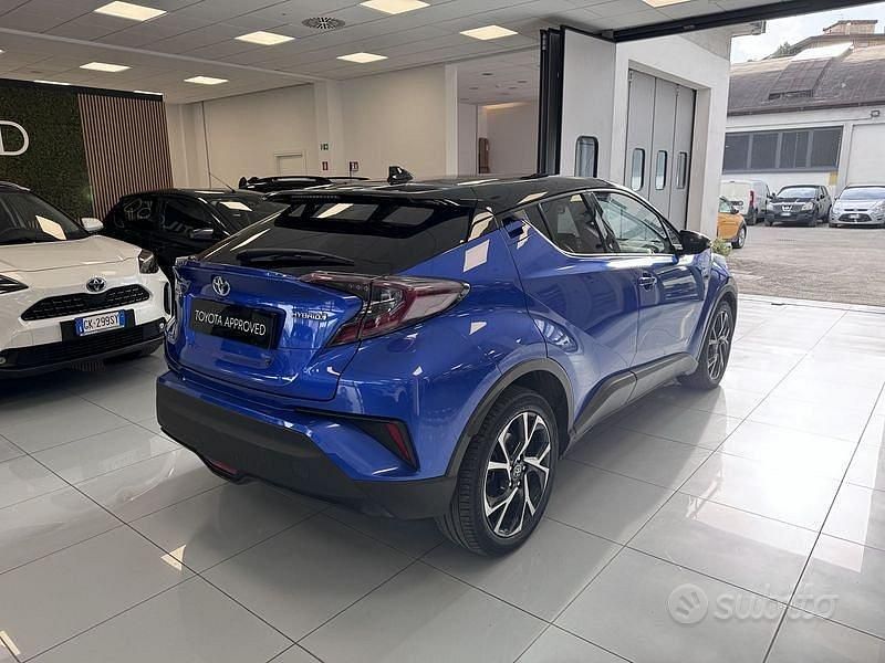 Usata Toyota C-HR 122 CV (89 kW) 2021 Blu SUV