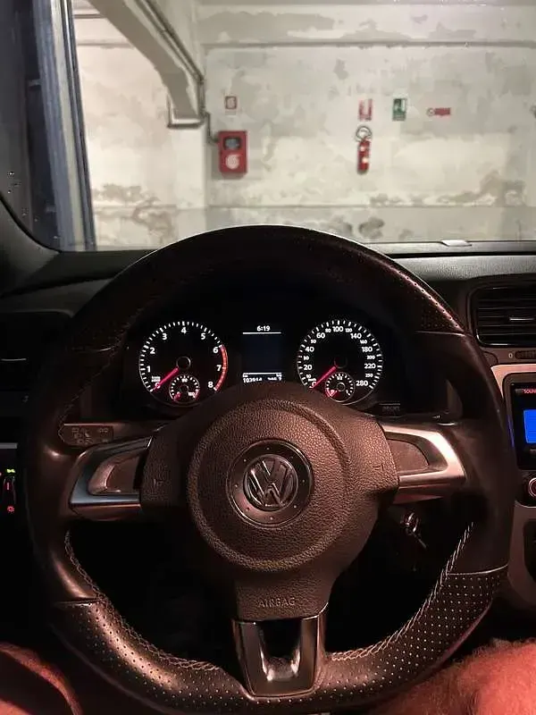 Usata VW Scirocco 122 CV (89 kW) 2011 Bianco Coupé