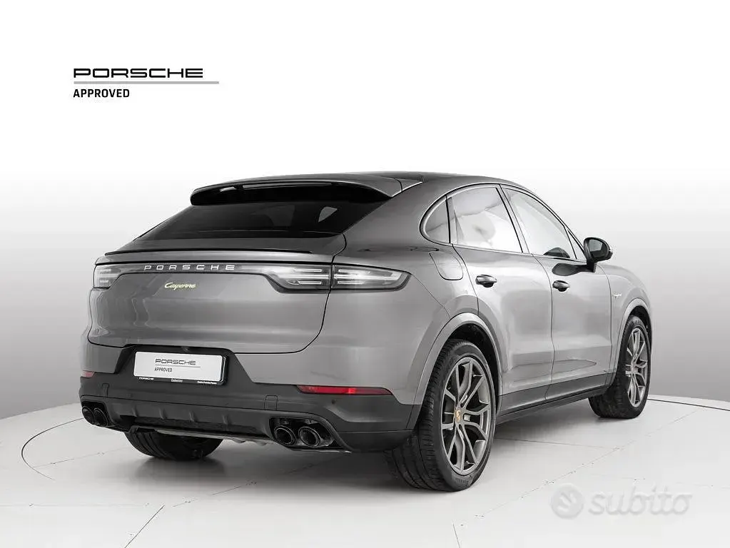 Usata Porsche Cayenne 340 CV (250 kW) 2020 Grigio SUV