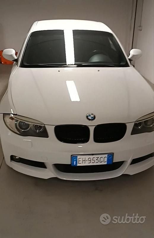 Usata BMW 120 Coupé 250 CV (183 kW) 2011 Bianco Coupé
