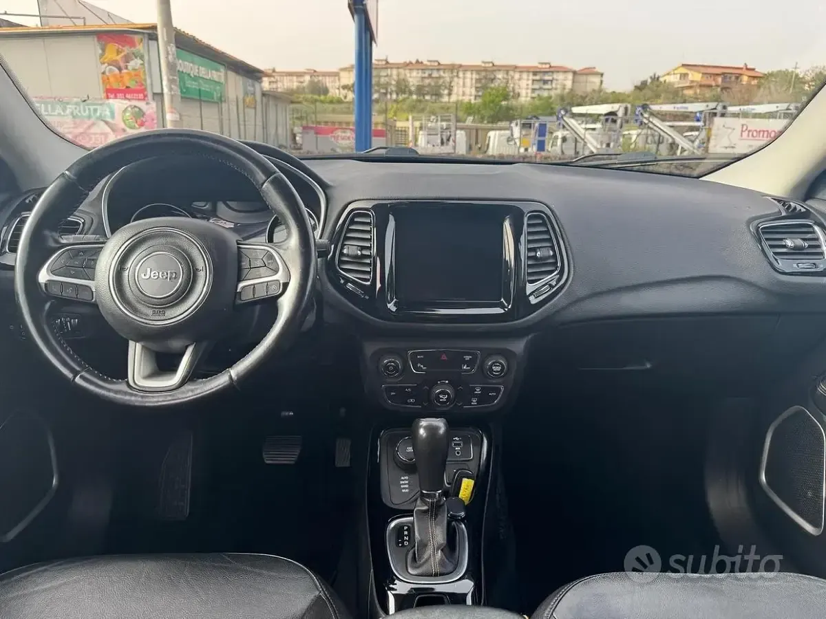 Usata Jeep Compass 140 CV (102 kW) 2021 Grigio SUV