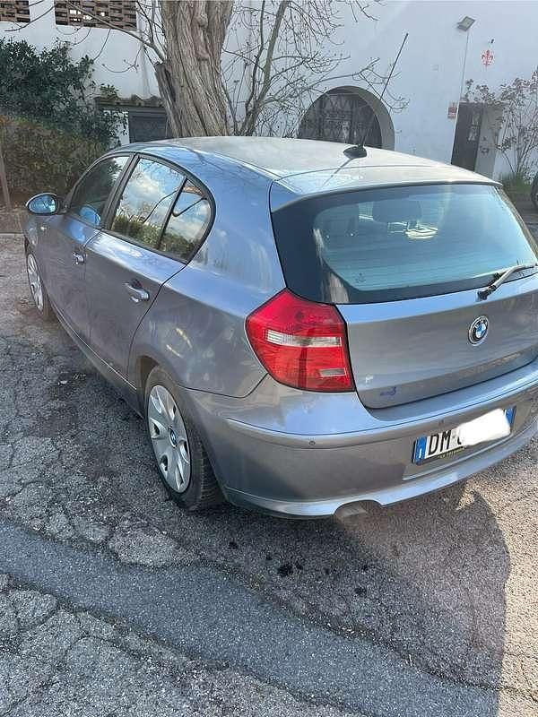 Usata BMW 118 143 CV (105 kW) 2008 Grigio Utilitaria