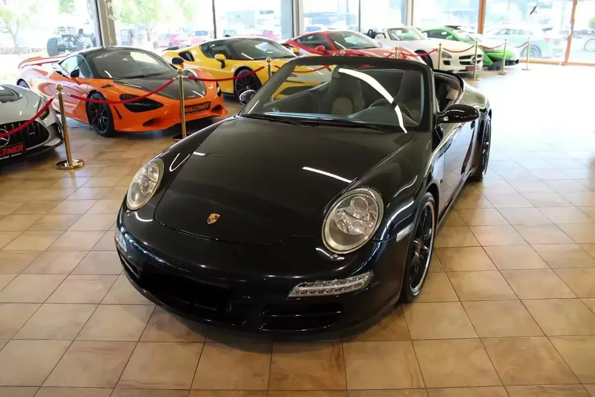 Usata Porsche 997 354 CV (260 kW) 2007 Nero Cabrio