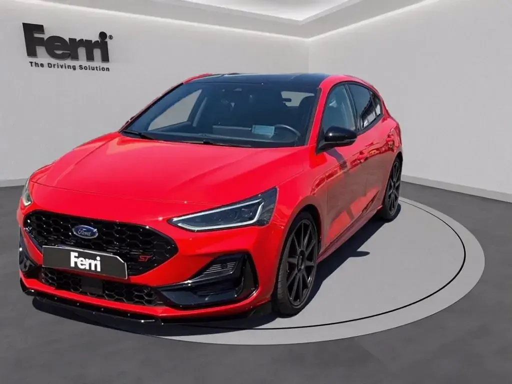 Usata Ford Focus ST 280 CV (205 kW) 2023 Berlina