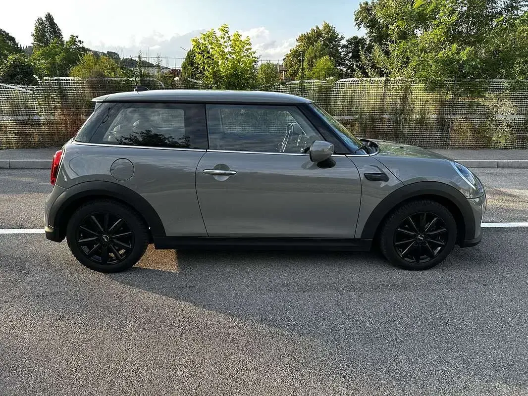Usata Mini ONE Classic 102 CV (75 kW) 2022 Grigio Utilitaria