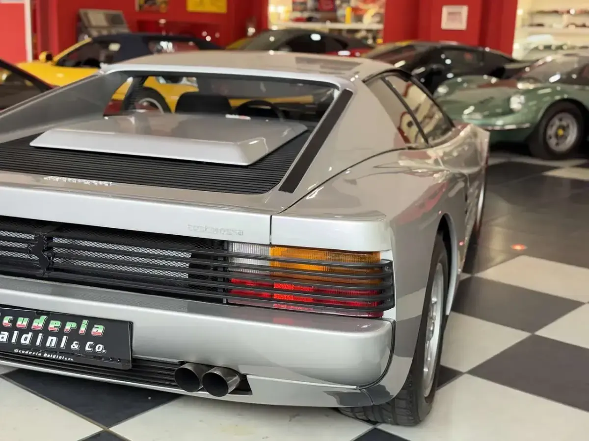 Usata Ferrari Testarossa 390 CV (286 kW) 1986 Other Coupé
