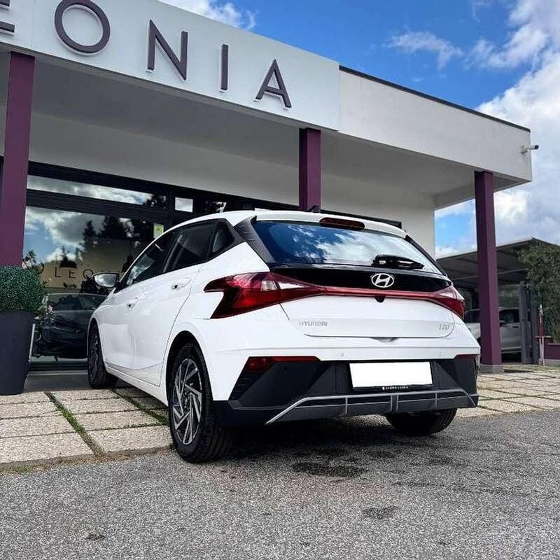 Nuova Hyundai i20 101 CV (74 kW) 2026 Atlas white Utilitaria