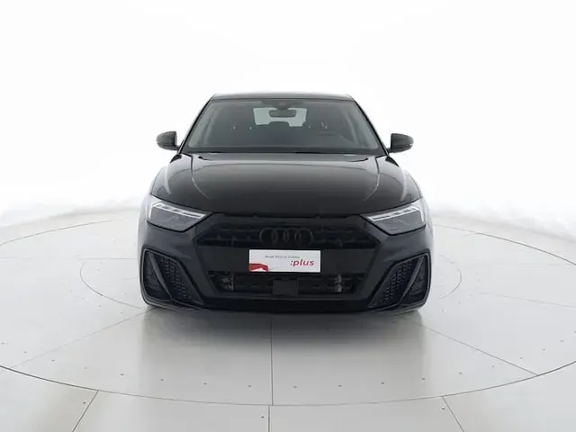 Usata Audi A1 Sportback Ambiente 116 CV (85 kW) 2025 Nero mito metallizzato Utilitaria