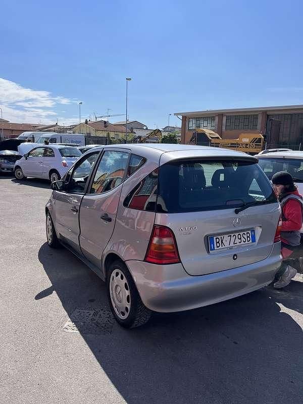 Begagnad Mercedes A160 Classic 102 HK (75 kW) 1998 Sedan