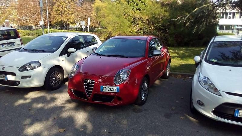 Usata Alfa Romeo MiTo Progression 79 CV (58 kW) 2016 Rosso Utilitaria