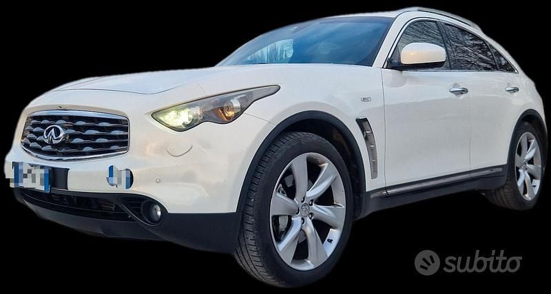Usata Infiniti Fx30 Premium 238 CV (175 kW) 2011 Bianco SUV