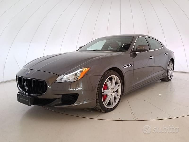 Grigio Usata 2016 Maserati Quattroporte Tre volumi | 27.800 € (Buon prezzo) - Immagine 1/4