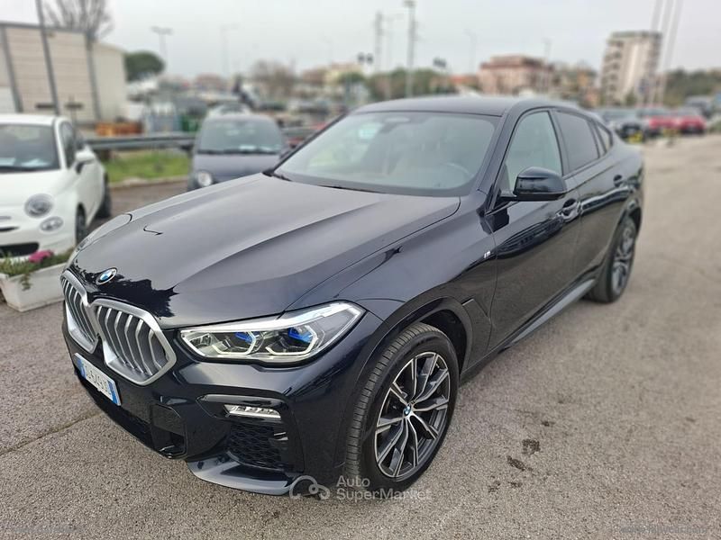 Usata BMW X6 M Sport 333 CV (244 kW) 2021 Blu SUV