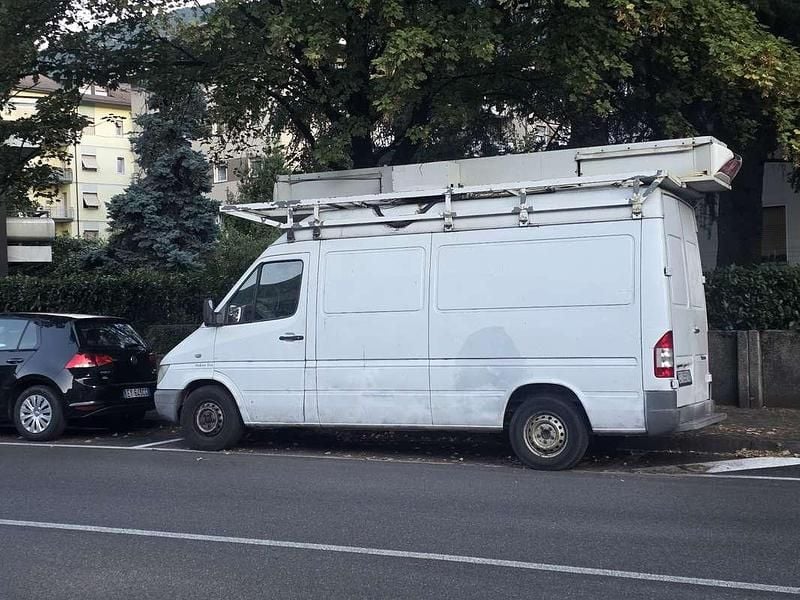 Usata Mercedes Sprinter 156 CV (114 kW) 2005 Furgone