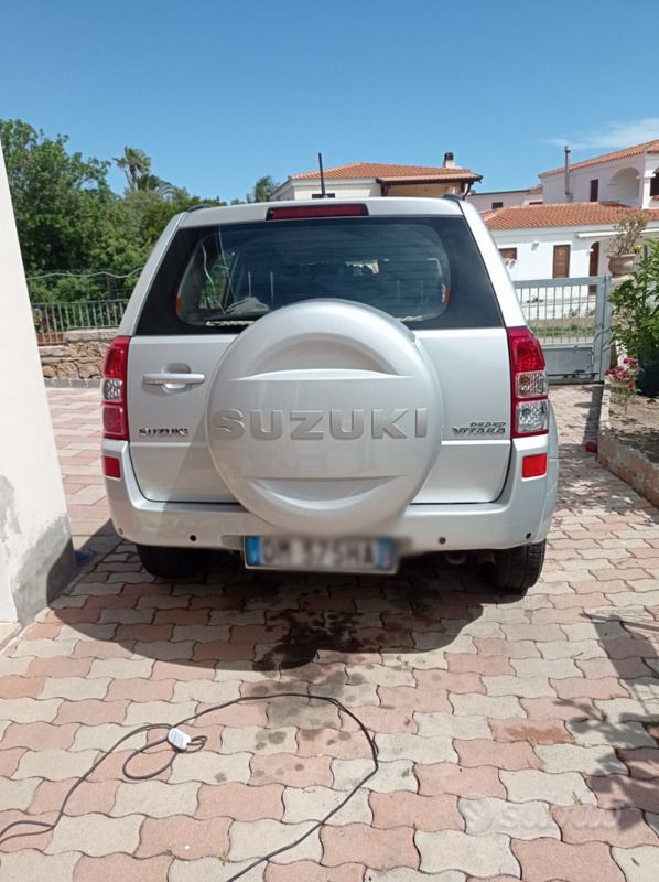 Usata Suzuki Vitara 75 CV (55 kW) 2008 SUV