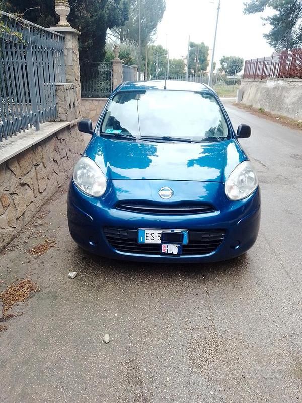 Usata Nissan Micra 2013 Blu Utilitaria