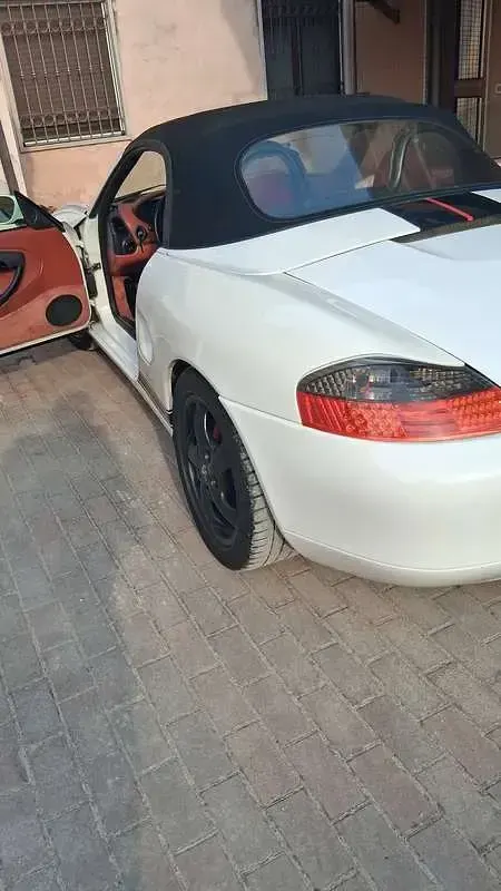 Usata Porsche Boxster 204 CV (150 kW) 1996 Bianco Cabrio