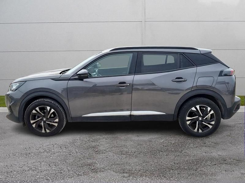 Begagnad Peugeot 2008 Allure 130 HK (95 kW) 2022 Grå SUV