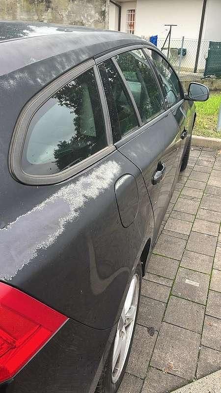 Usata Volvo V60 Kinetic 114 CV (83 kW) 2012 Nero Station wagon