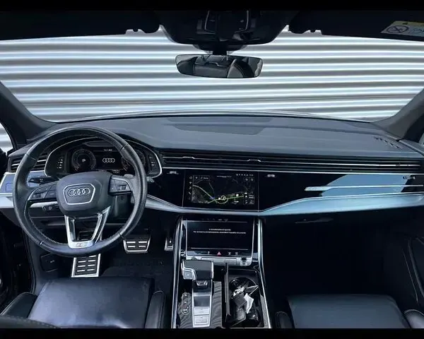 Usata Audi Q7 Sport 286 CV (210 kW) 2023 Grigiodaytonaperlato SUV
