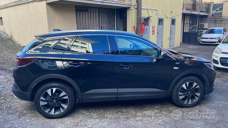 Usata Opel Grandland X Ultimate 130 CV (95 kW) 2018 Nero SUV