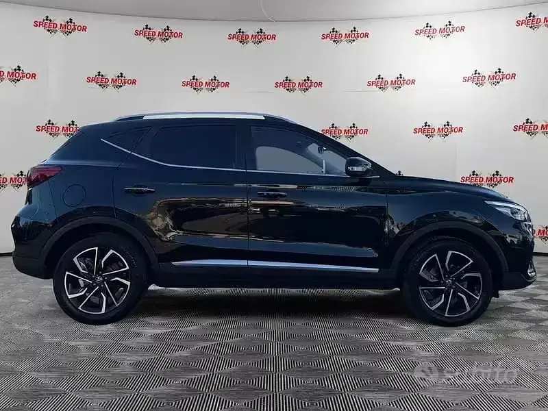 Usata MG ZS Luxury 111 CV (81 kW) 2024 Nero SUV
