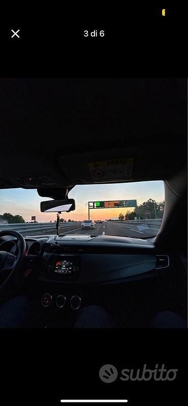 Usata Alfa Romeo Giulietta 105 CV (77 kW) 2015 Rosso Utilitaria