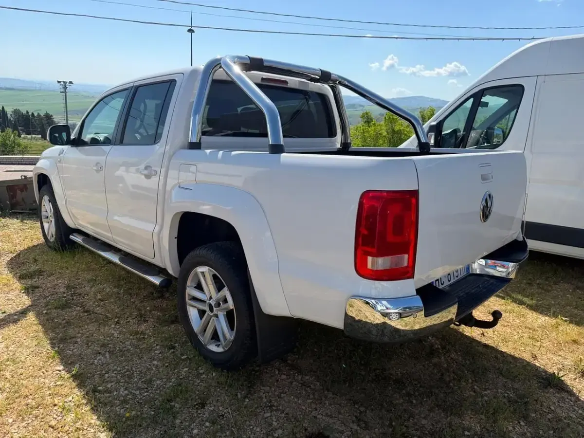 Usata VW Amarok 140 CV (102 kW) 2014 Bianco Pick-up