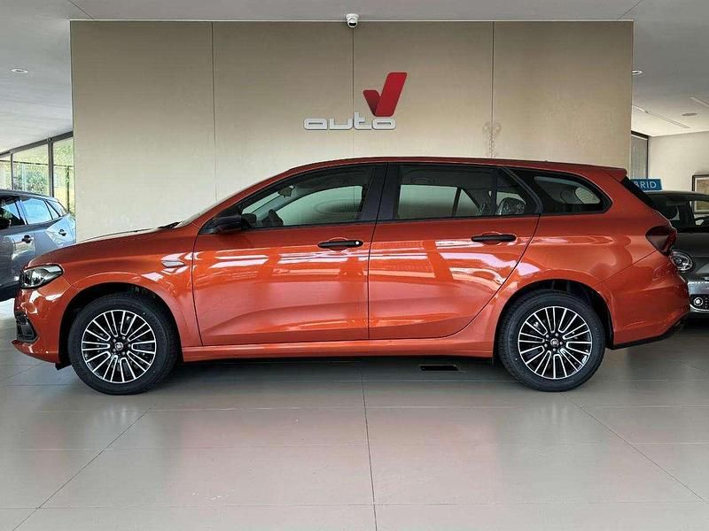 Arancio paprika Usata 2024 Fiat Tipo Station wagon | 16.950 € (Buon prezzo) - Immagine 1/4