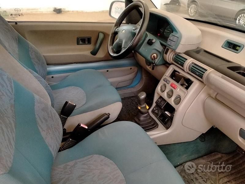 Grigio Usata 2000 Land Rover Freelander SUV | 1000 € - Immagine 1/3