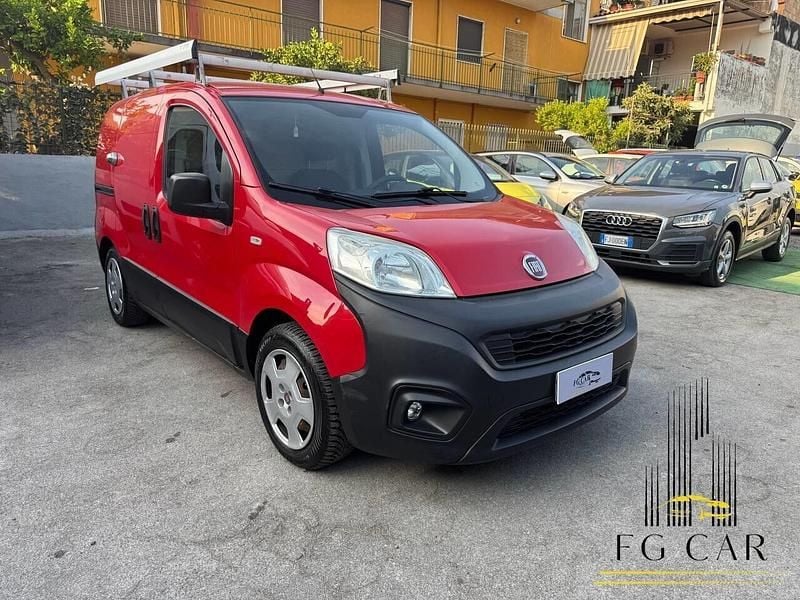 Usata Fiat Fiorino 80 CV (58 kW) 2015 Rosso Monovolume