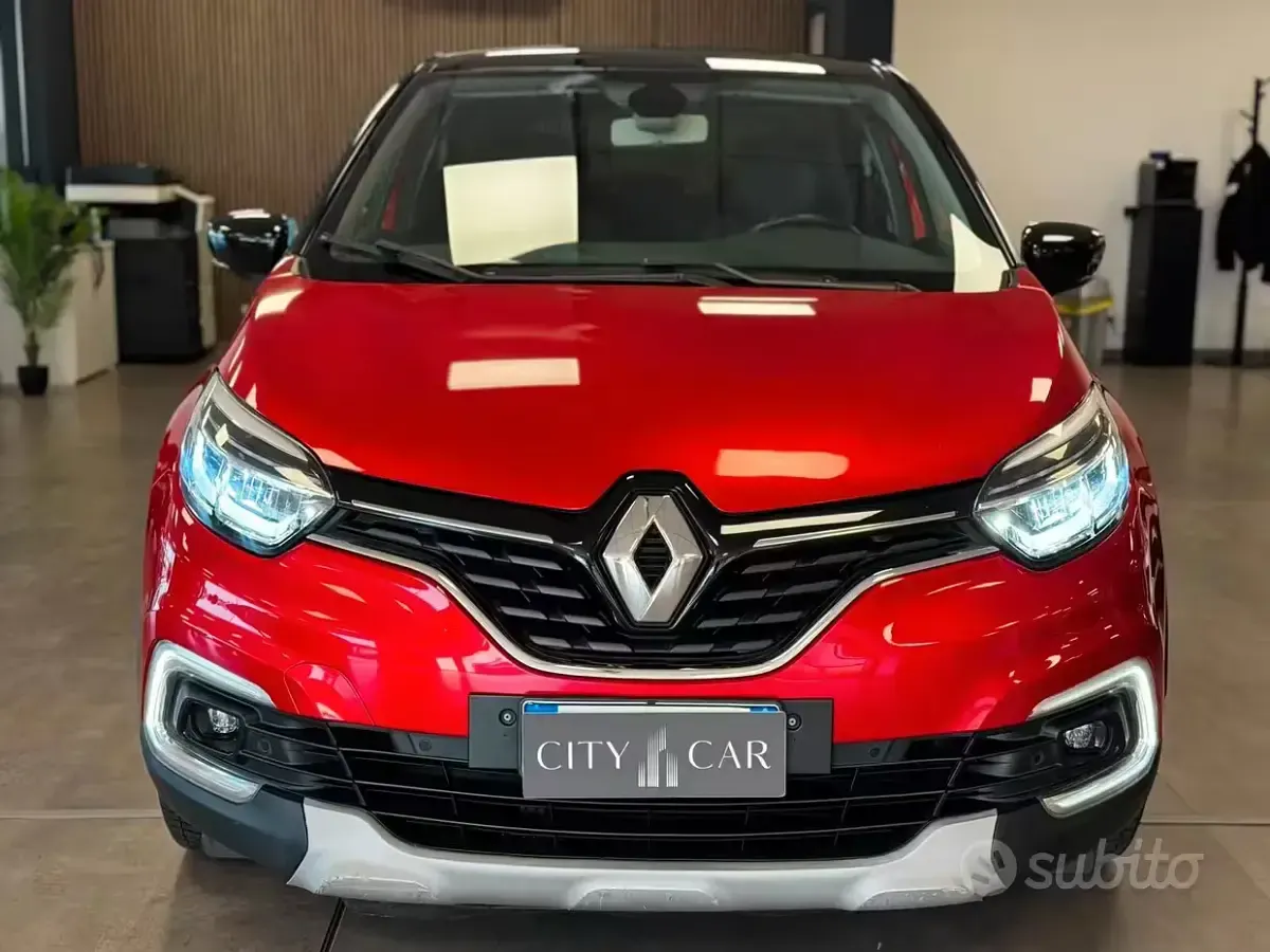 Usata Renault Captur 90 CV (66 kW) 2019 Rosso SUV