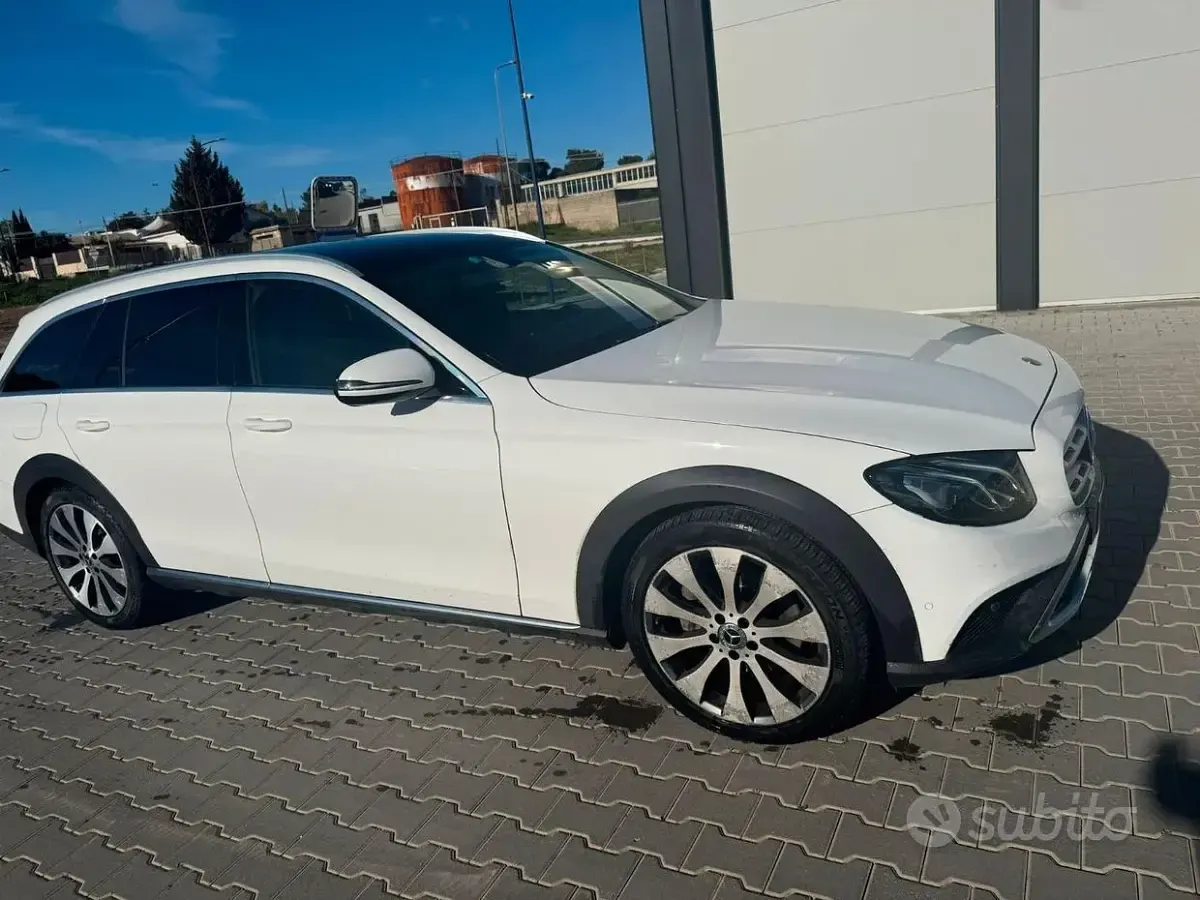 Usata Mercedes E220 194 CV (142 kW) 2020 Bianco Station wagon