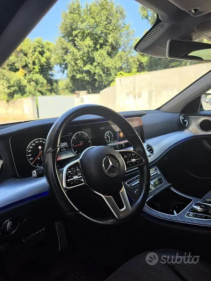 Usata Mercedes E220 Premium 2019 Nero Berlina