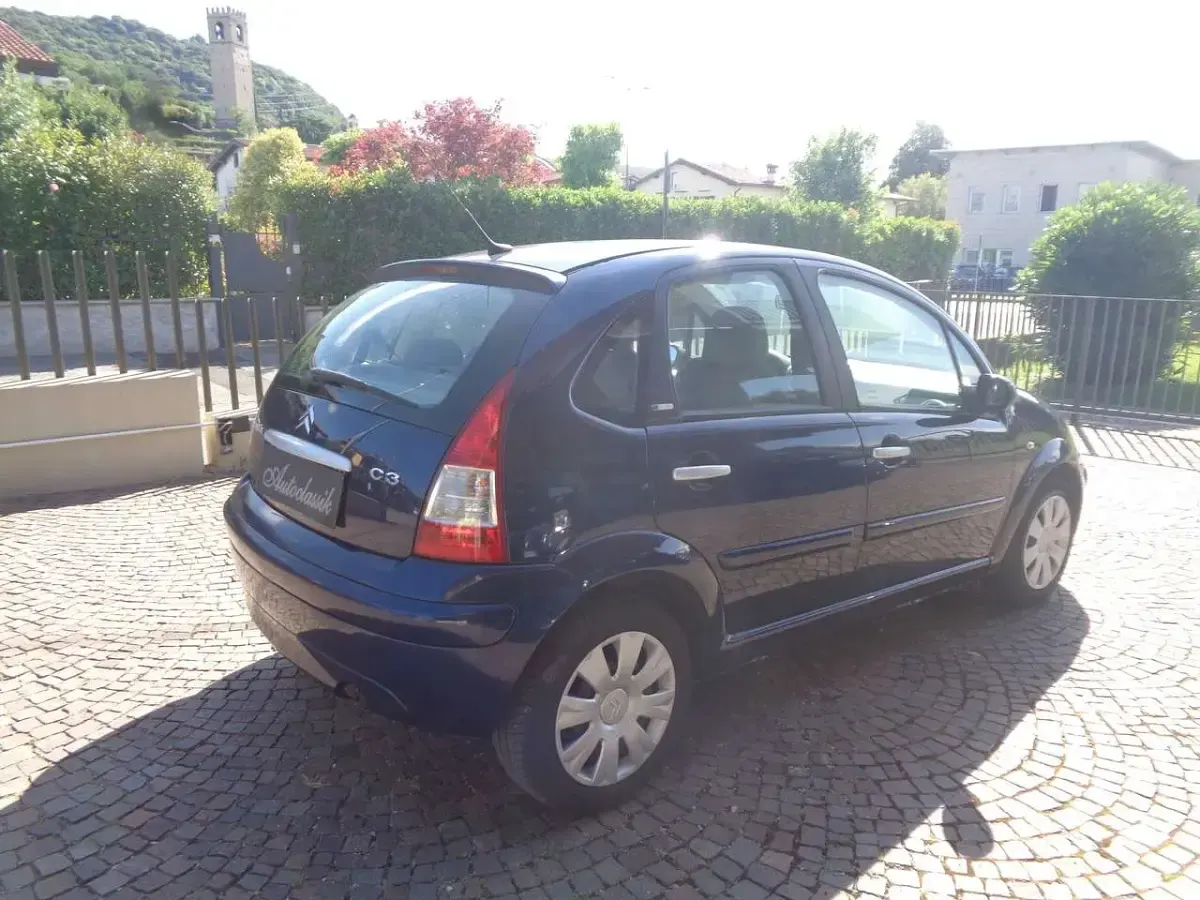 Usata Citroën C3 Exclusive 73 CV (53 kW) 2005 Blu/azzurro Utilitaria
